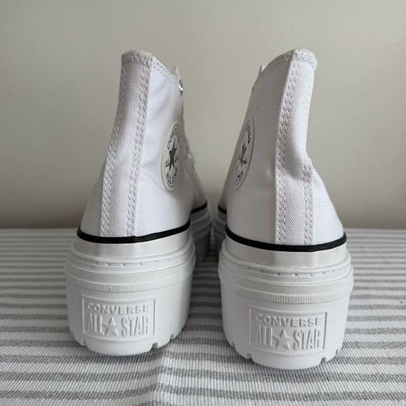 Converse NEW Women's Chuck Taylor All Star Lugged Platform Hi Top Shoe Size 10 - Picture 5 of 10
